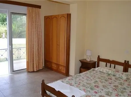 Apartment Petasos *