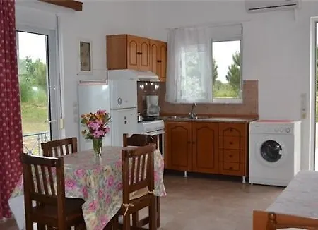 Petasos *