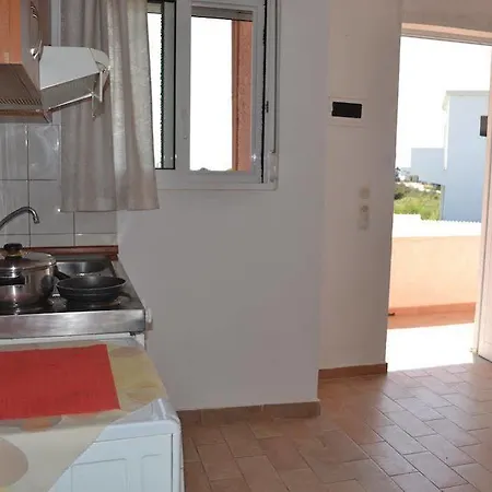 Petasos Apartment *